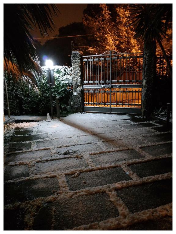 Massalargia Panzió Mascalucia Kültér fotó